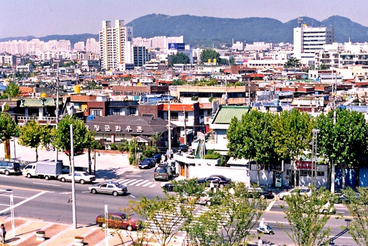 Effondrement d'un plafond à Daegu : le vendeur mis en cause pour négligence, la police enquête sur des réparations défectueuses