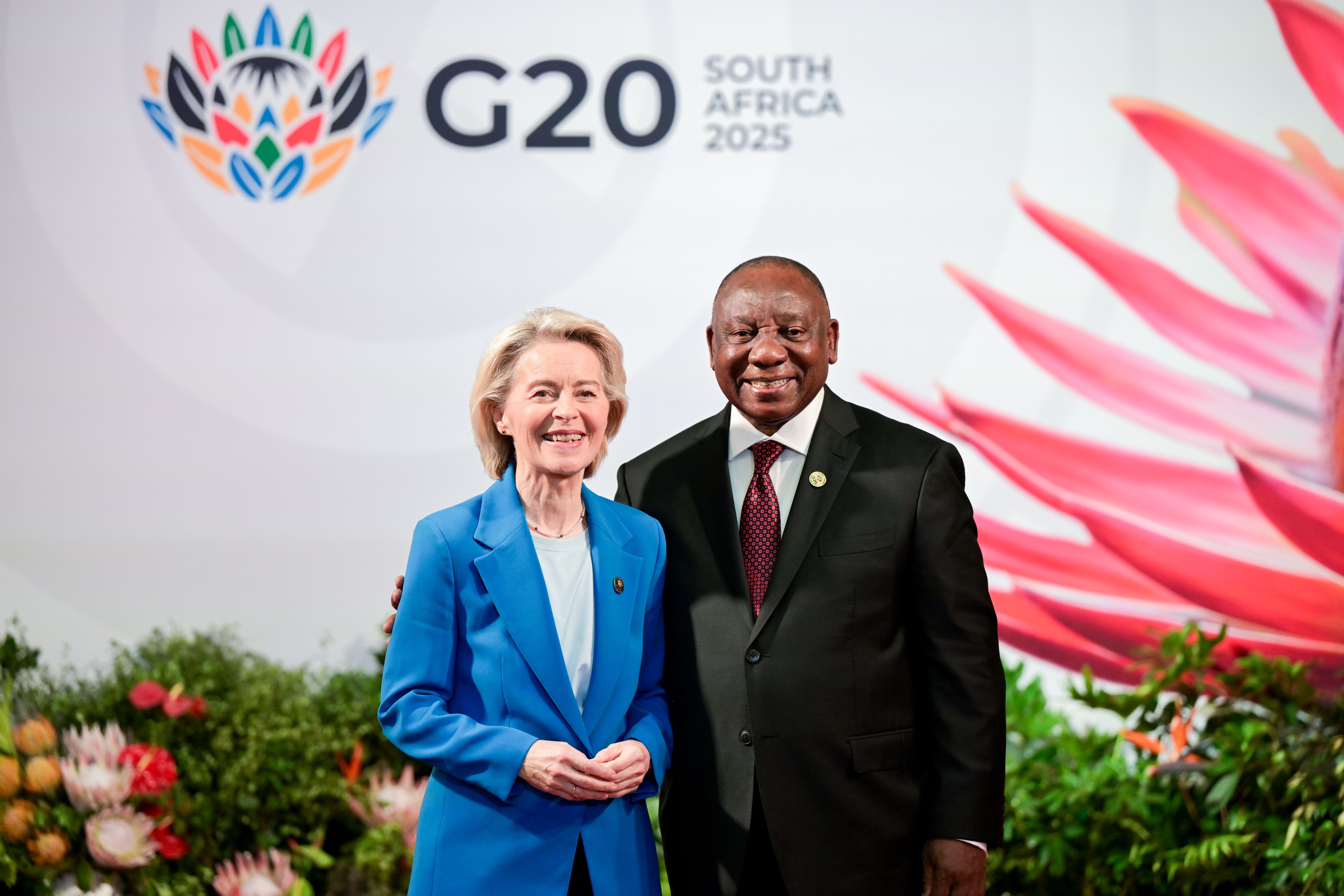 European Commission President Ursula von der Leyen with South African President Cyril Ramaphosa at the G20 summit in Johannesburg, November 2025