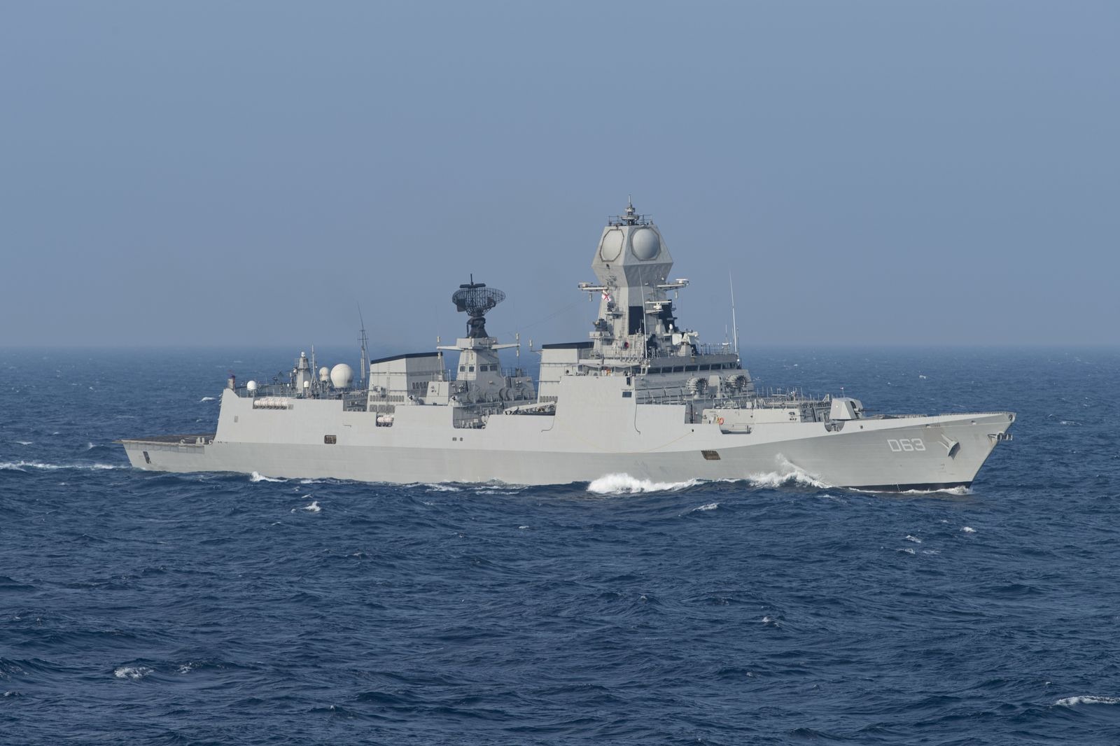 Le chef du commandement stratégique pakistanais prévient : toute « erreur de calcul » appellera une réponse « au-delà de l'imagination » après la menace de Rajnath Singh