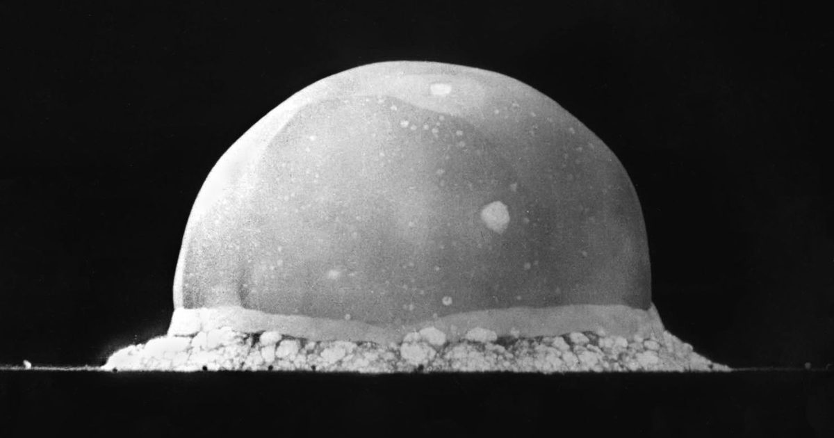 Renaissance nucléaire : centrales, armes et le second âge de l'atome