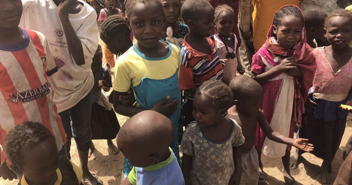 Soudan : l’exode vers le Tchad multiplié par 20, un demi-million de personnes privées d’aide